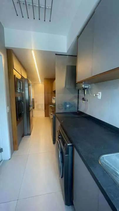 Вид на воду и 4 спальни: квартира 156 м² — photo 23