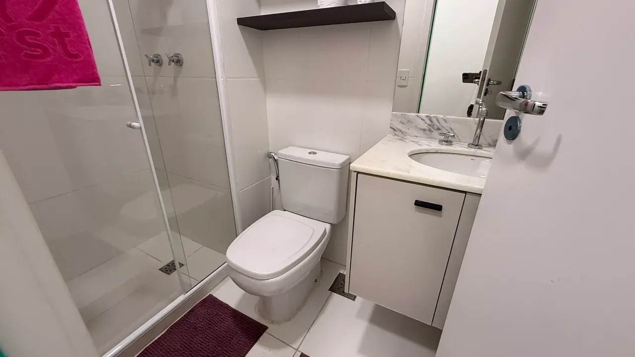 Furnished 2-bedroom, 2-bath apartment with 1 parking spot — photo 27
