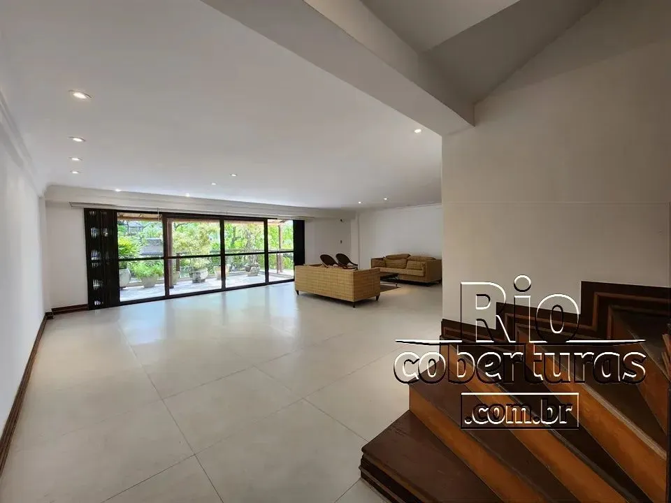 Apartment with 5 bedrooms and a separate gas kitchen — photo 2