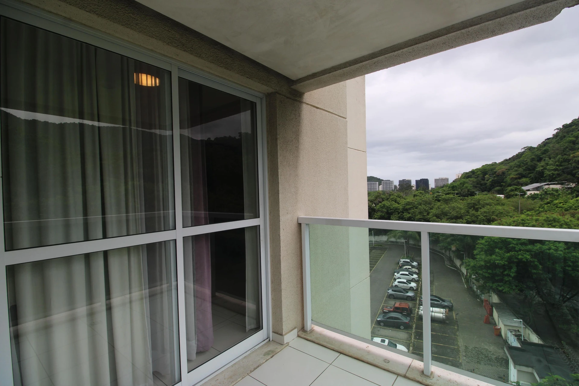 Студия 40 м² с сушильной машиной и видом на горы — photo 35