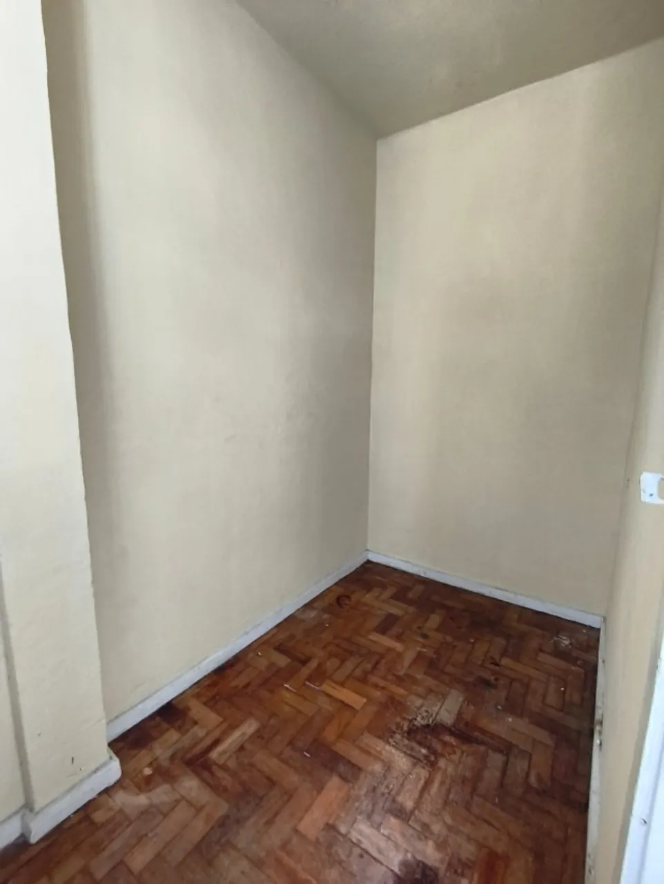 Apartment, 116 m², with wood or laminate floors — photo 13
