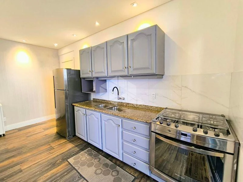 2-bedroom apartment with a water view in Florianópolis