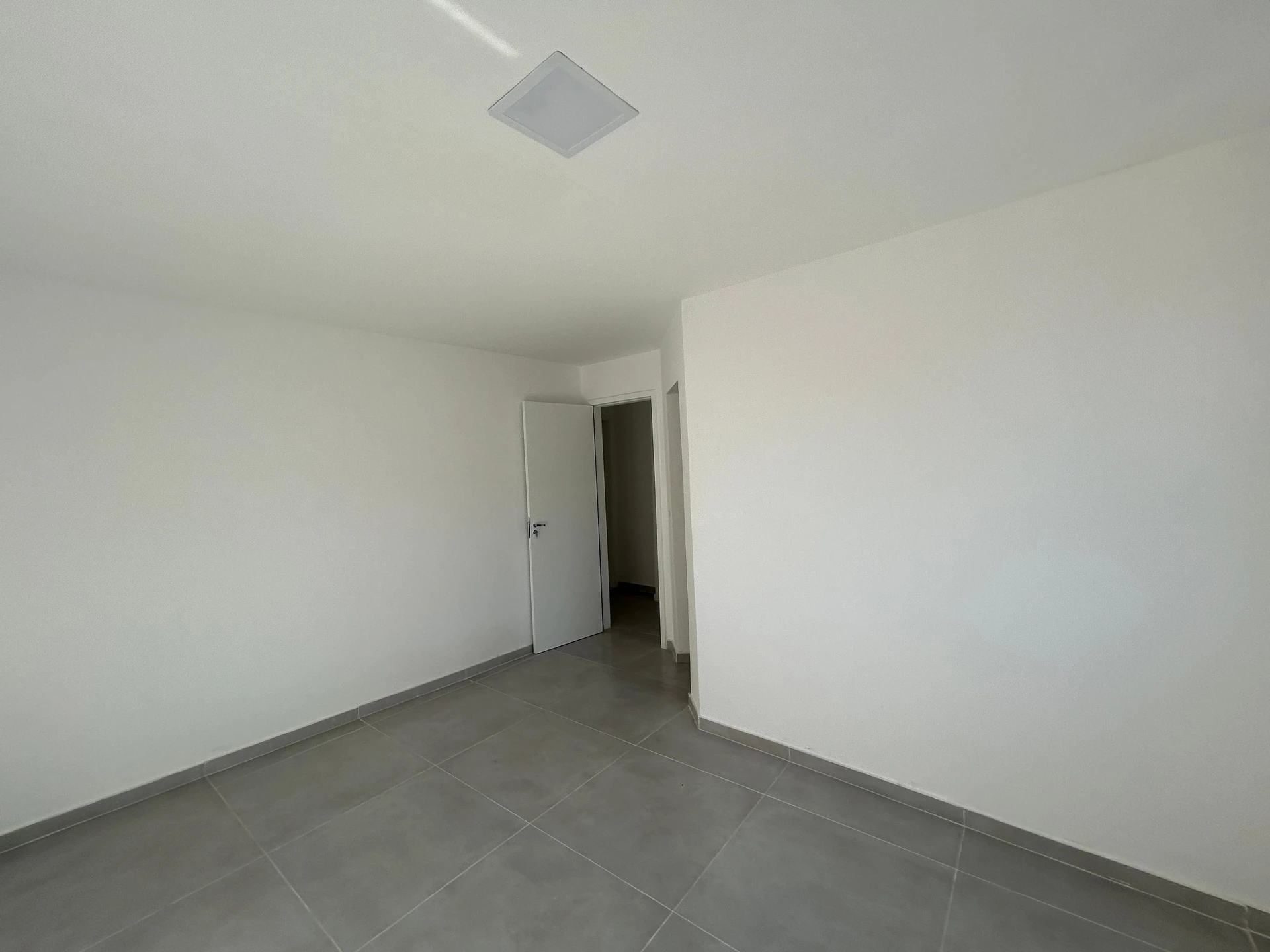 Apartment with 2 bedrooms and 1 suite, open kitchen — photo 20