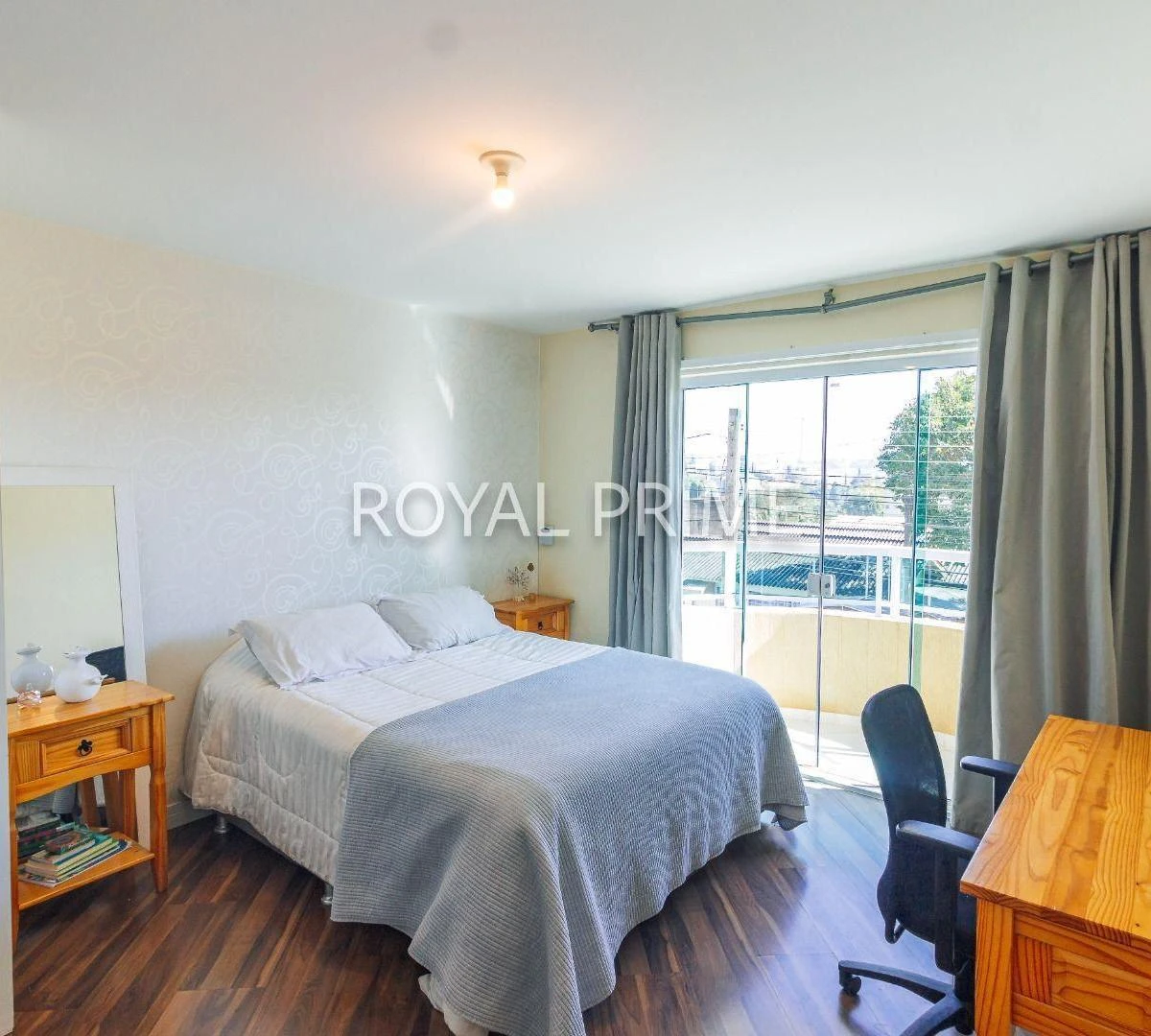 Furnished house, 186 m², with a walk-in closet — photo 8