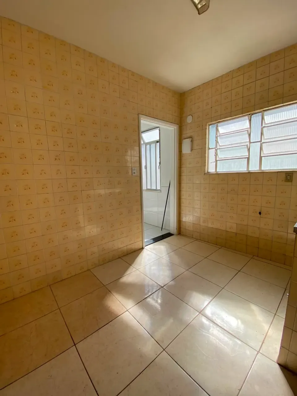 Casa sem vaga de estacionamento com 2 quartos e 1 banheiro — photo 3