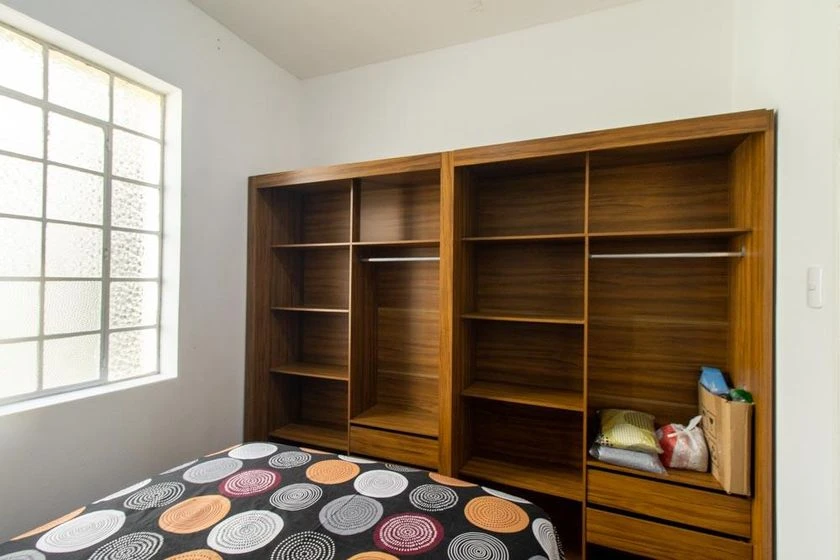 Apartment with 1 bedroom and 1 bathroom, separate kitchen — photo 3