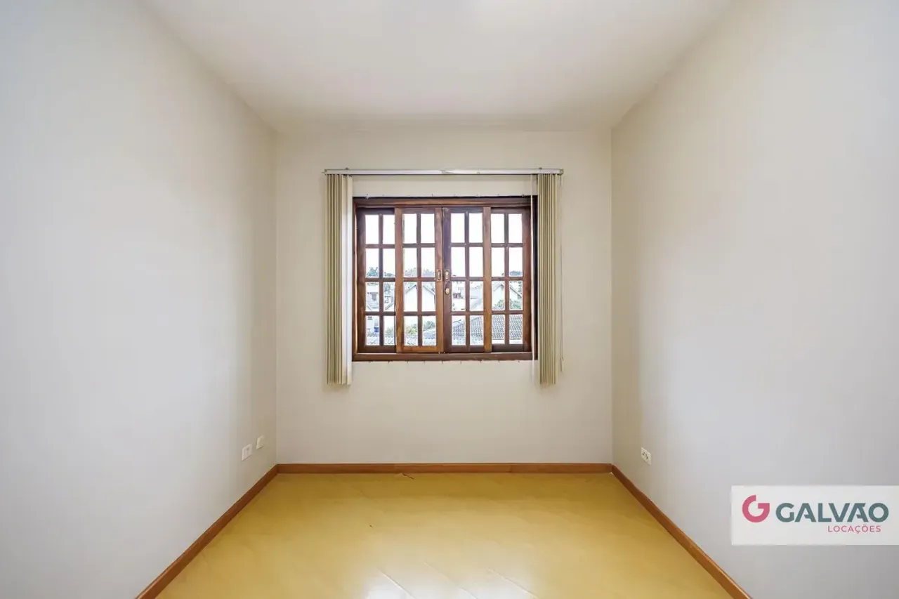 Furnished townhouse of 182 m² with 3 bedrooms and suite — photo 16