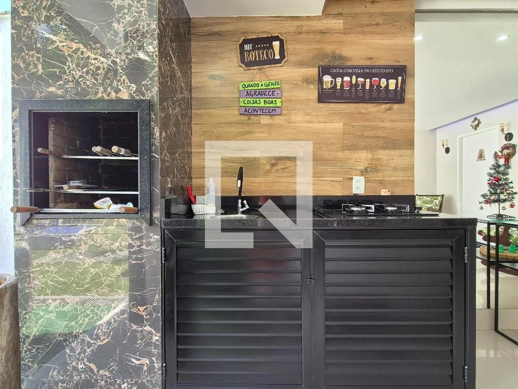 Casa mobiliada com 4 quartos e área gourmet na varanda — photo 38