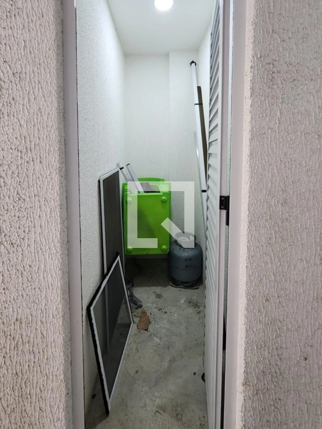 Furnished apartment, 90 m², with a grill on the balcony — photo 64