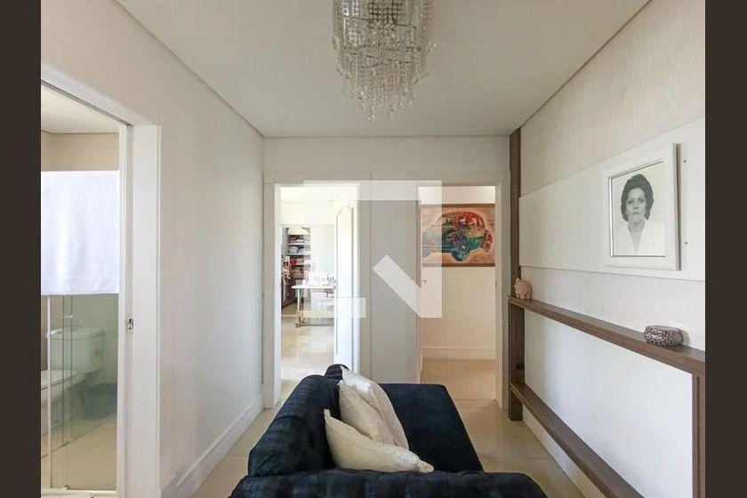 Casa mobiliada com 5 quartos e 5 banheiros, 500 m² — photo 31