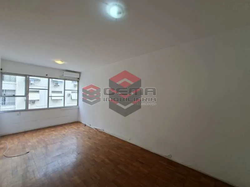 Деревянный пол или ламинат и 3 спальни: квартира 96 м² — photo 14