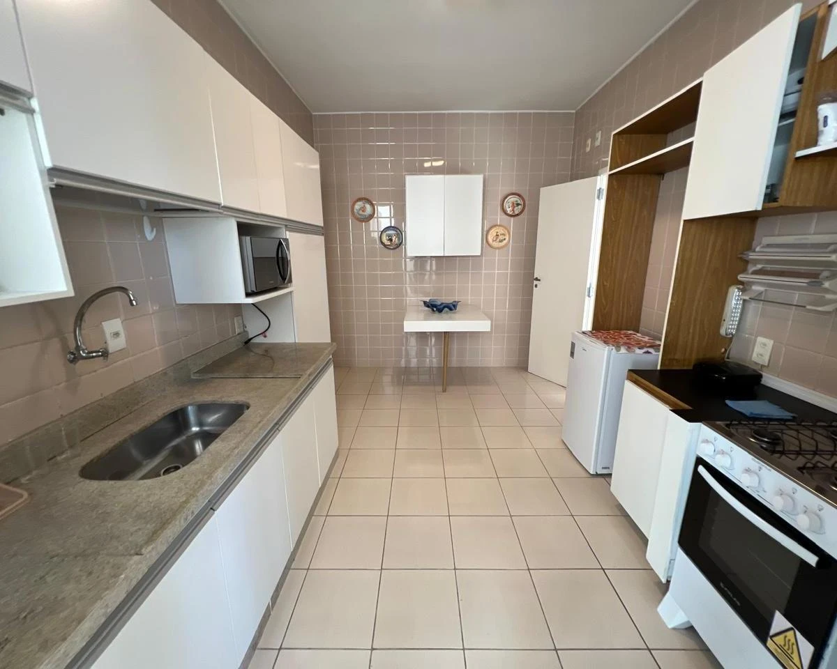 145 m² apartment with 3 bedrooms and 2 parking spaces — photo 4