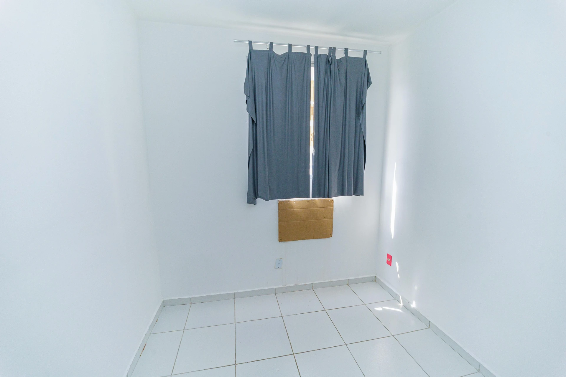 Apartamento de 2 quartos em condomínio com piscina — photo 14