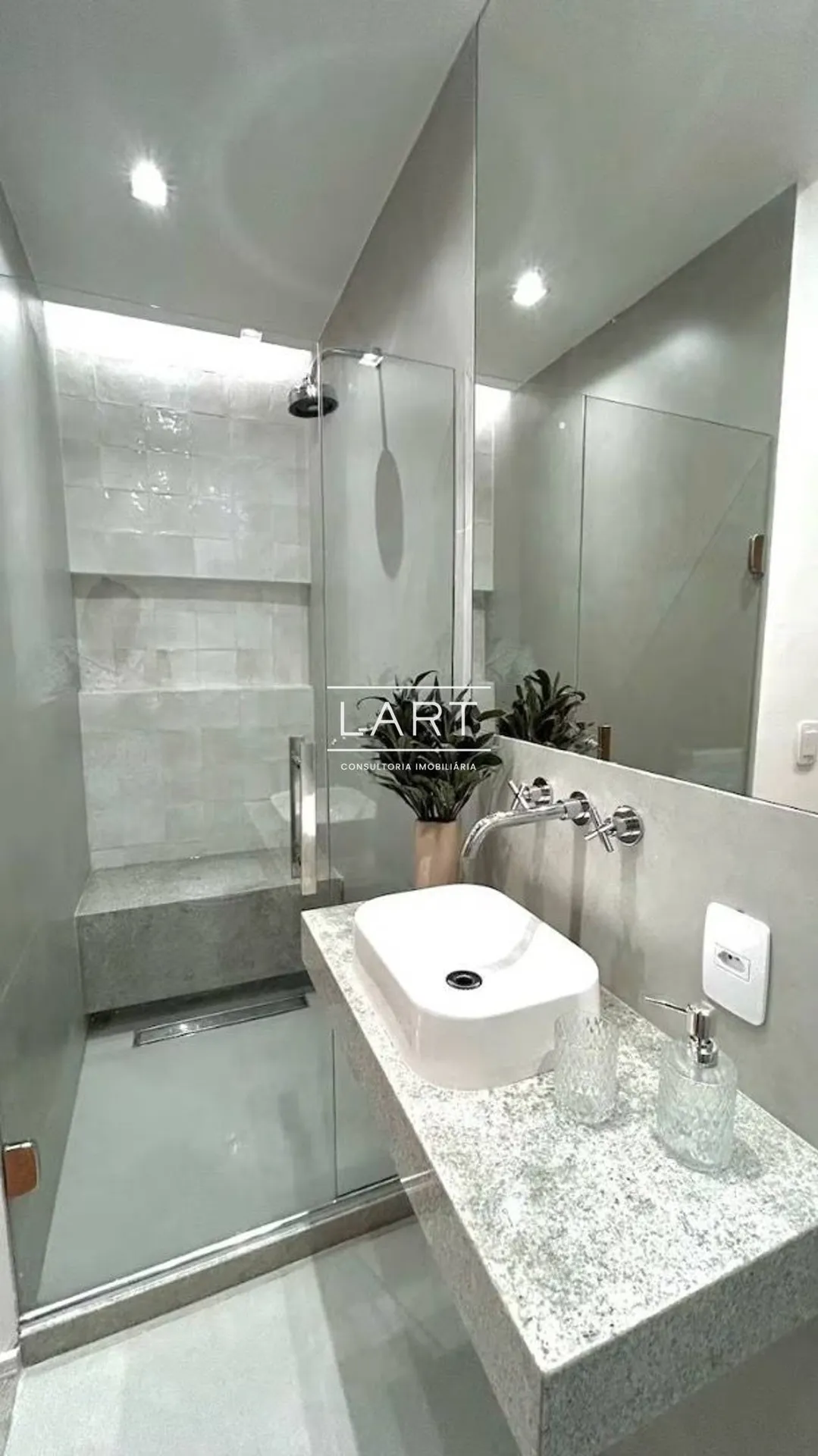 2-bedroom apartment with a washing machine — photo 11