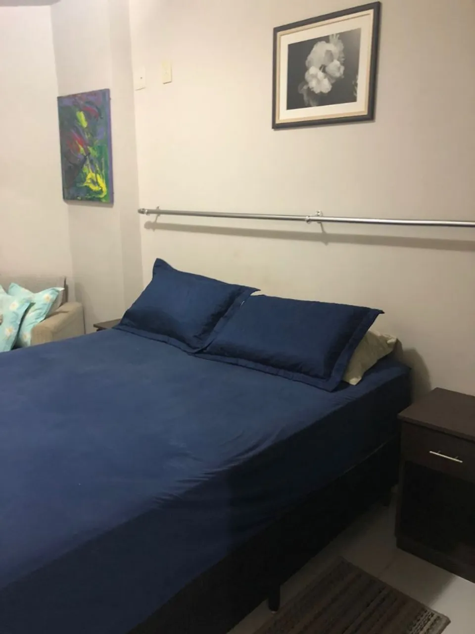 Furnished 1-bedroom apartment with balcony