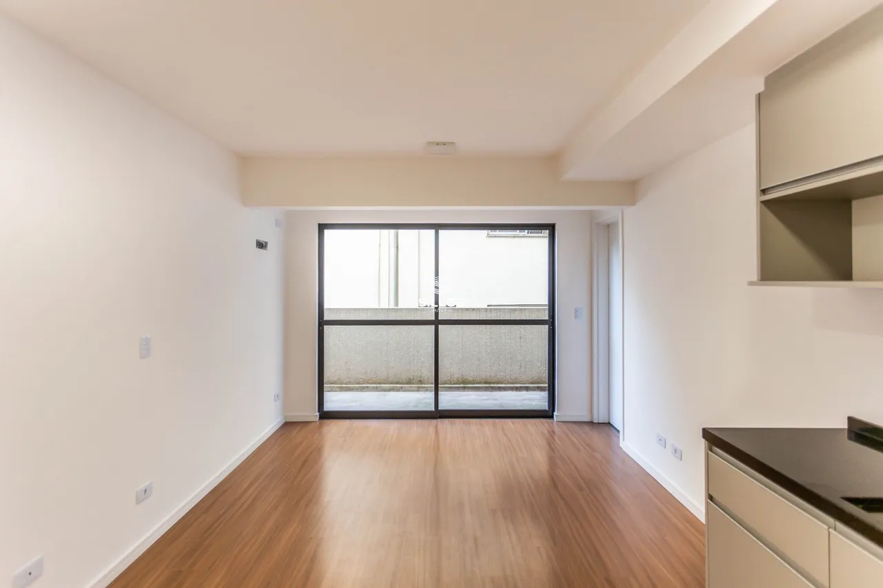 Studio-style apartment with 1 bedroom and balcony — photo 2