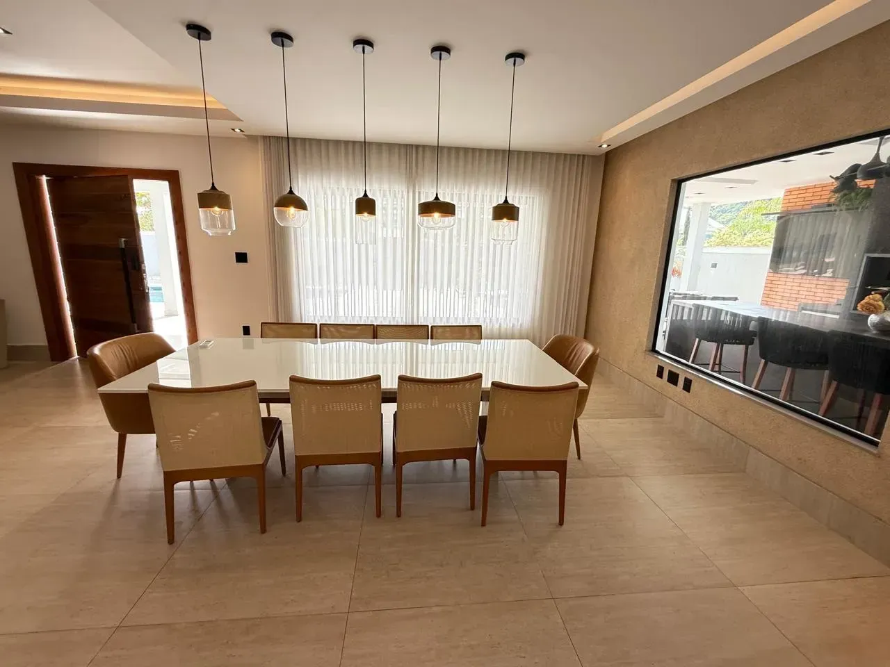 Apartamento mobiliado com 4 quartos e 5 banheiros — photo 10