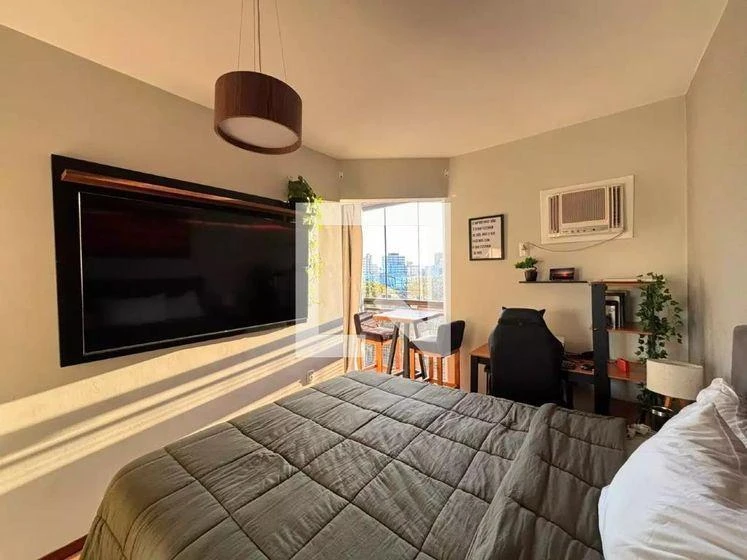 Home office in a one-bedroom apartment, 40 m² — photo 4