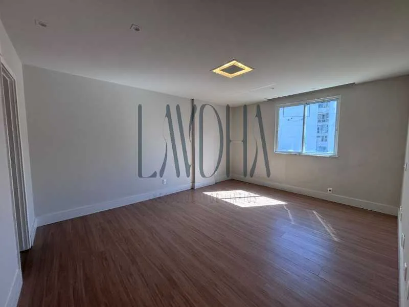 Apartment with 4 bedrooms, 1 en-suite, 138 m² — photo 11