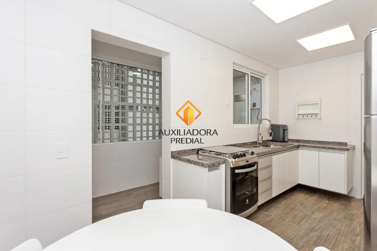 Apartamento mobiliado com cozinha a gás e 3 quartos — photo 10