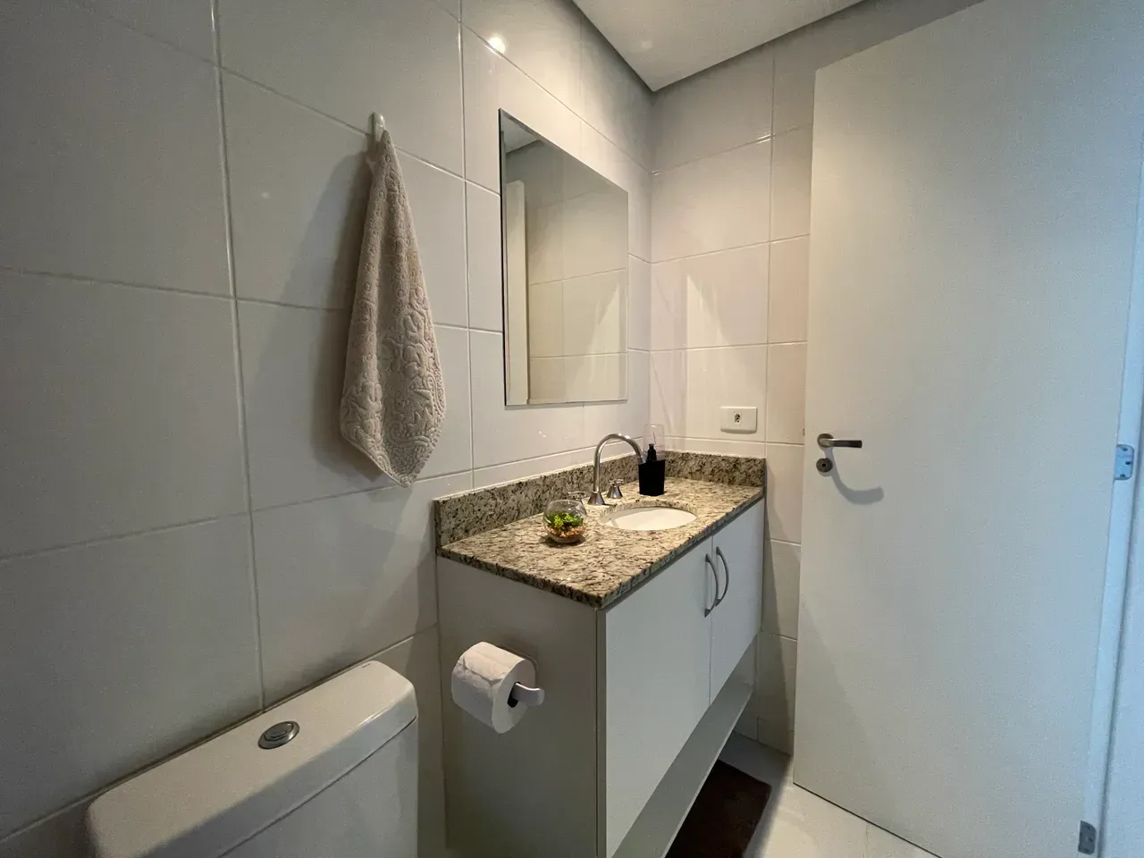 Apartamento mobiliado com cozinha compacta — photo 3