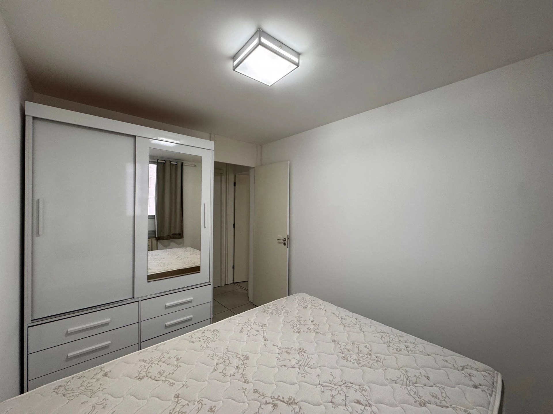 2-bedroom apartment in a building with a sauna — photo 26