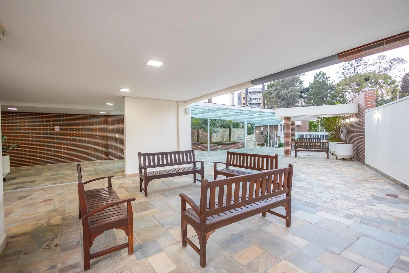 Apartamento mobiliado de 2 quartos e 3 banheiros — photo 65