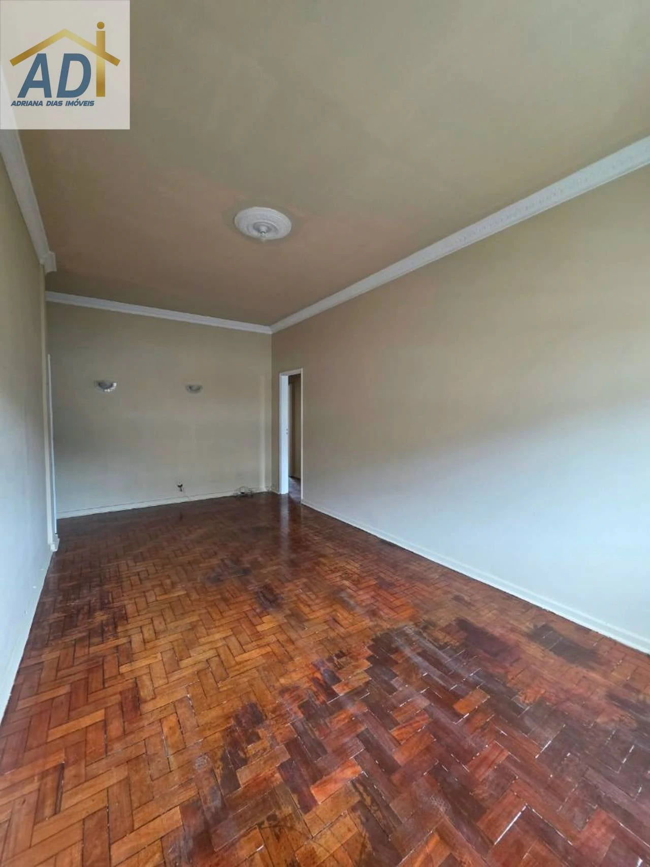 Apartamento de 2 quartos com cozinha fechada separada — photo 18