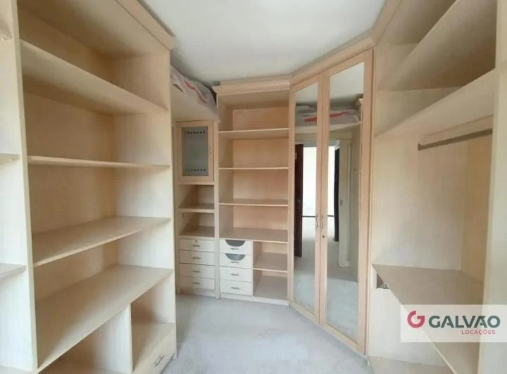 Furnished apartment with a gas kitchen and 160 m² — photo 4