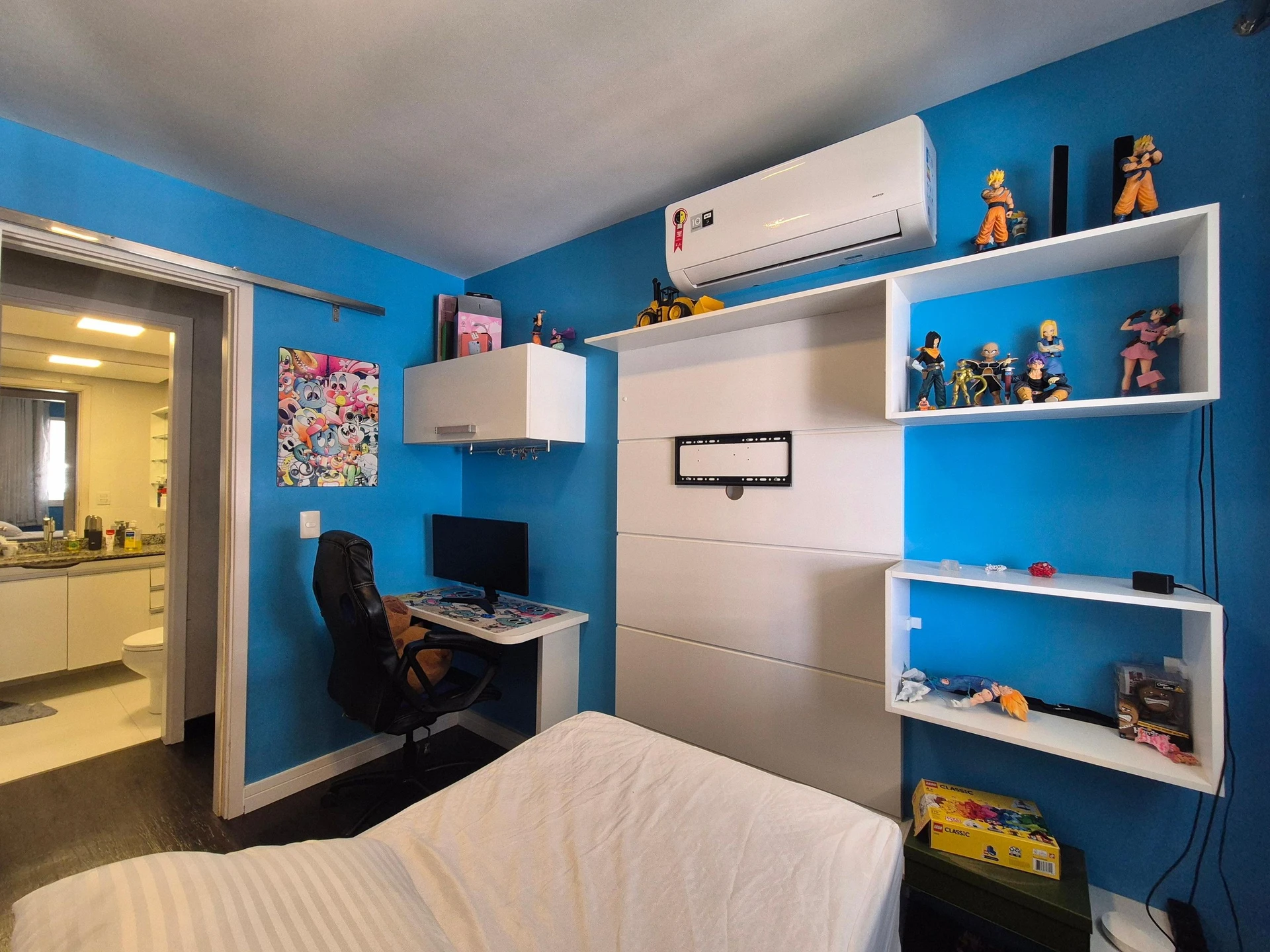 2-bedroom apartment in a building with a sauna — photo 38