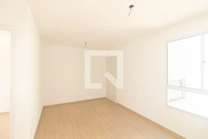 2-bedroom apartment in a building with a pool — photo 11