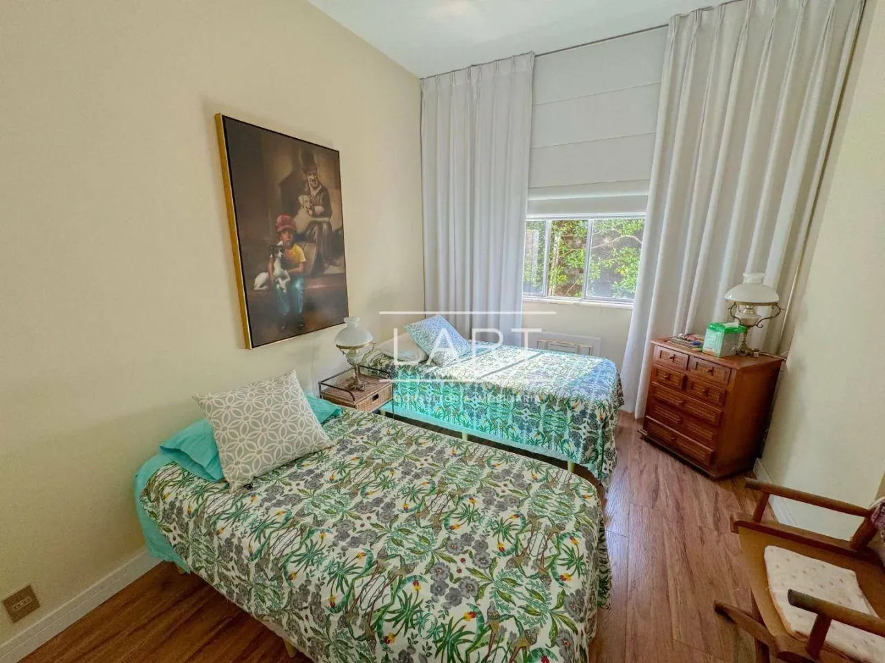 Apartamento de 210 m² com 4 dormitórios e varanda — photo 20