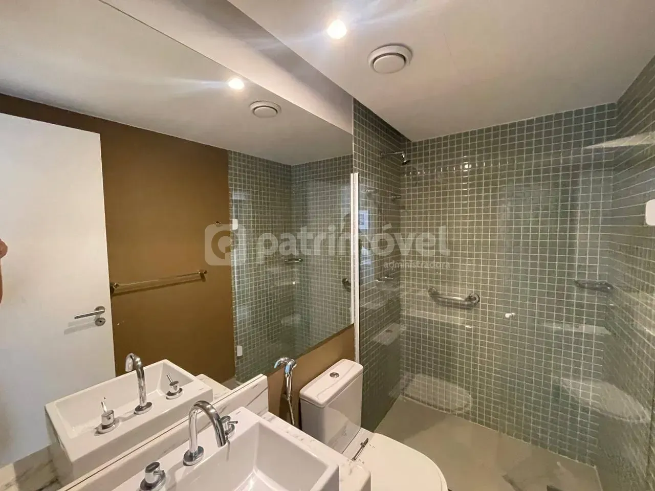 Apartamento mobiliado com 2 suítes e varanda — photo 8