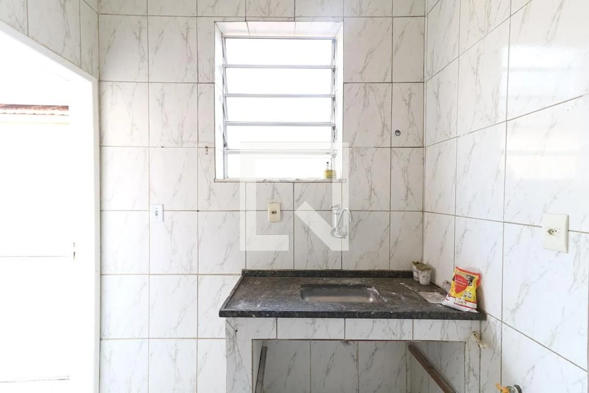 Apartamento para alugar com 2 quartos e cozinha fechada — photo 31