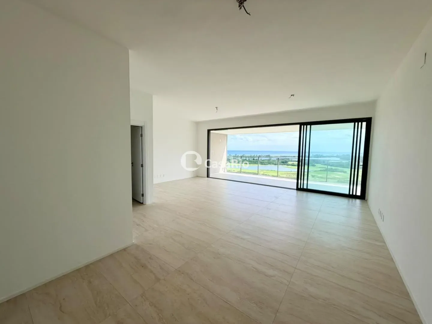 4-bedroom apartment in a building with a sauna — photo 29