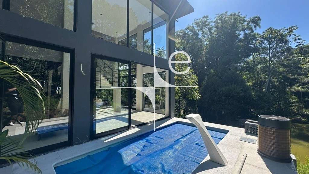 Gated community house with 3 bedrooms and 360 m² — photo 3