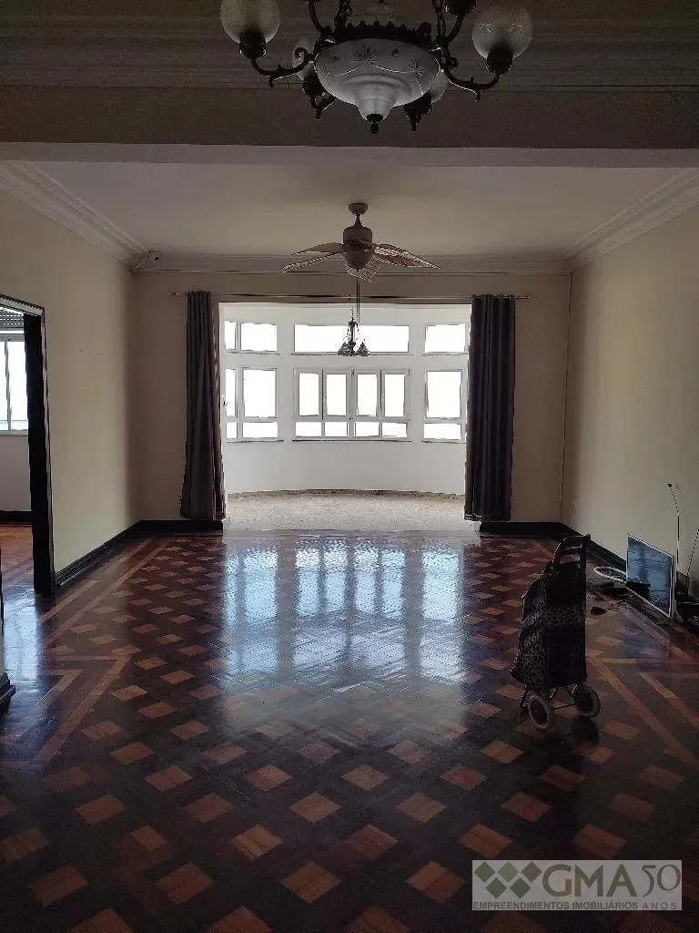 Floor-to-ceiling windows in a 5-bedroom apartment, 165 m² — photo 10