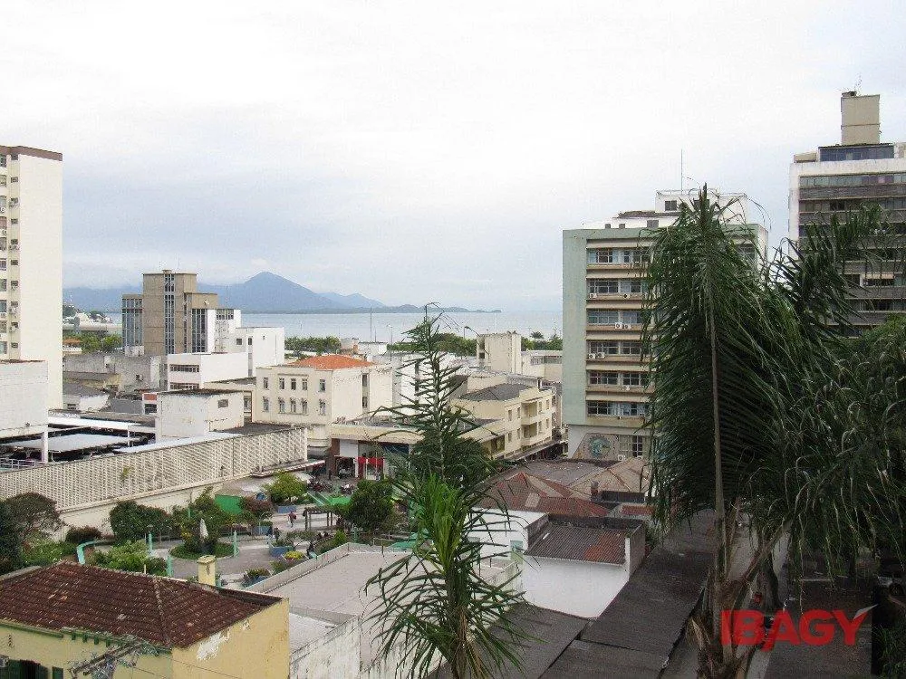 Apartment, 65 m², with a glass-enclosed balcony — photo 10