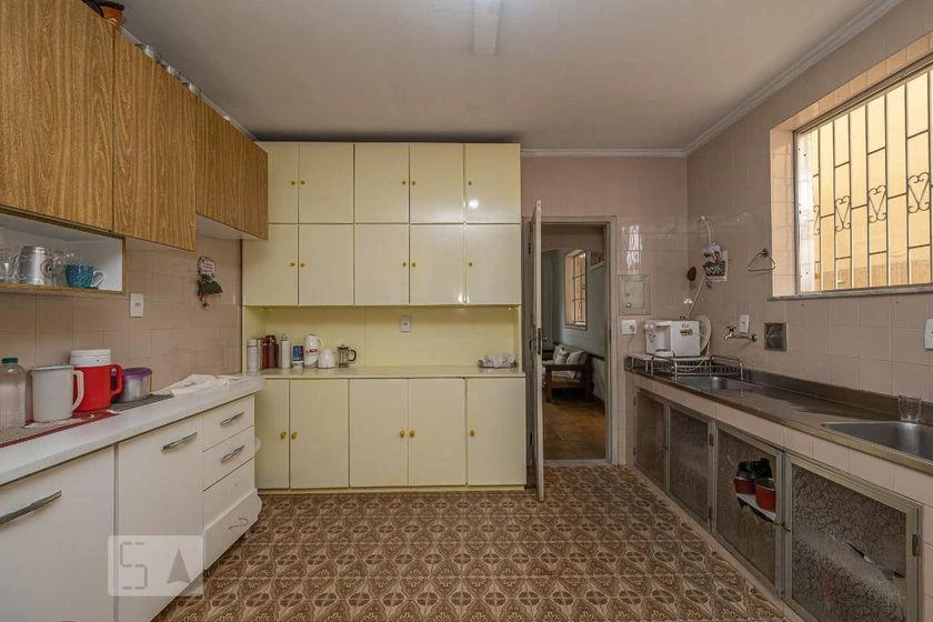 Furnished house with 4 bedrooms and parking for 4 cars — photo 2