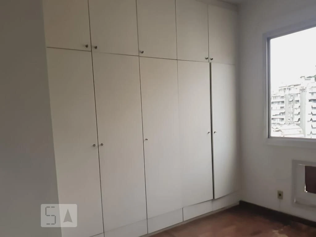 Apartment, 120 m², with wood or laminate floors — photo 8