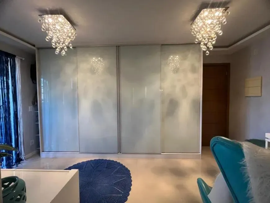 Apartamento mobiliado com 3 quartos e churrasqueira na varanda — photo 3
