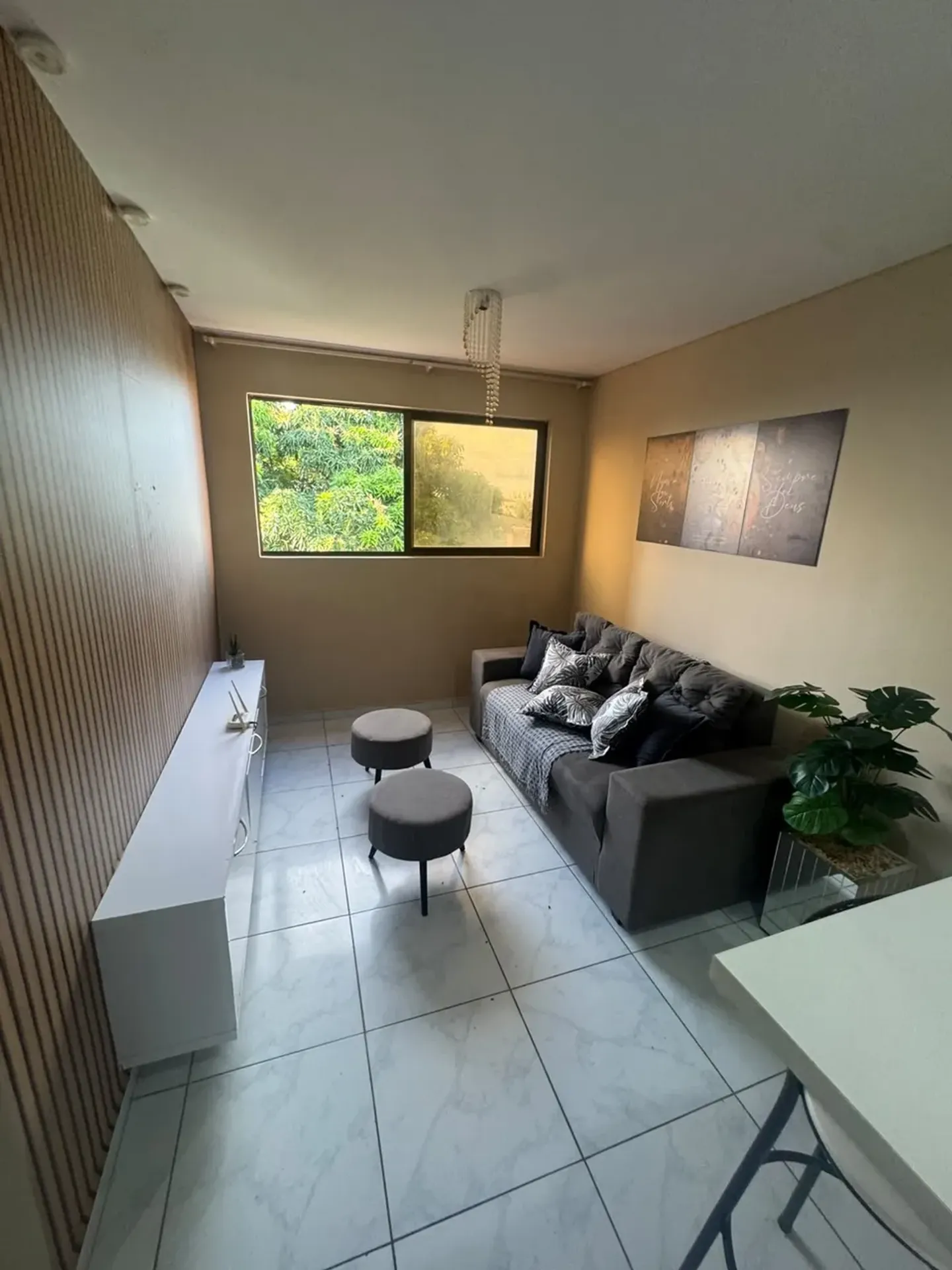 Furnished 2-bedroom apartment with american kitchen — photo 5