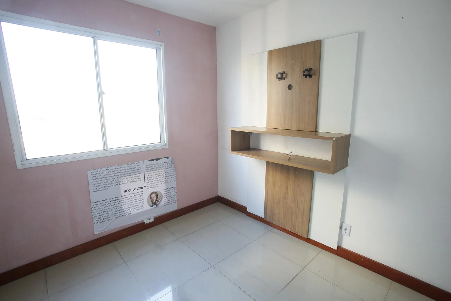 2-bedroom apartment with a mountain view — photo 21