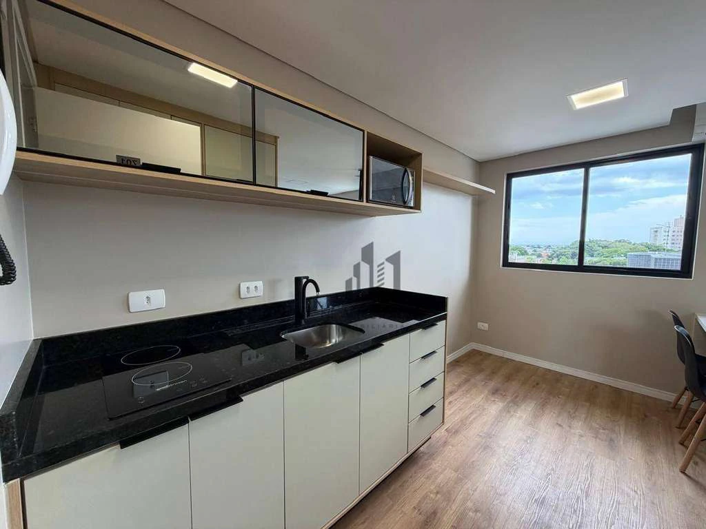 Furnished 23 m² studio with compact kitchenette