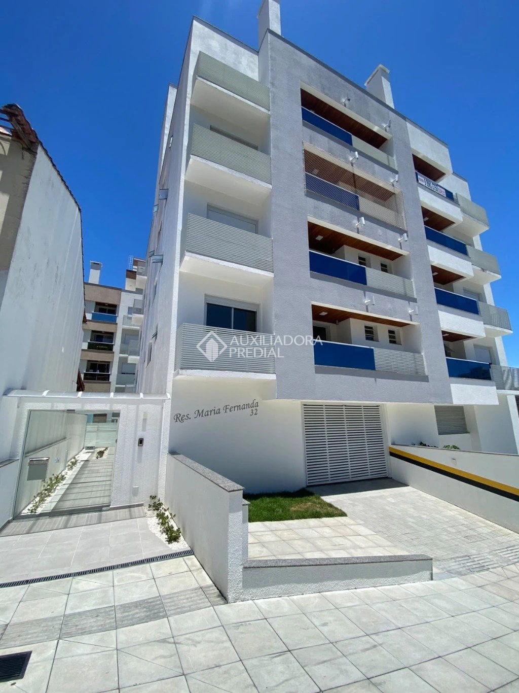 Apartment, 59 m², with a grill on the balcony — photo 3