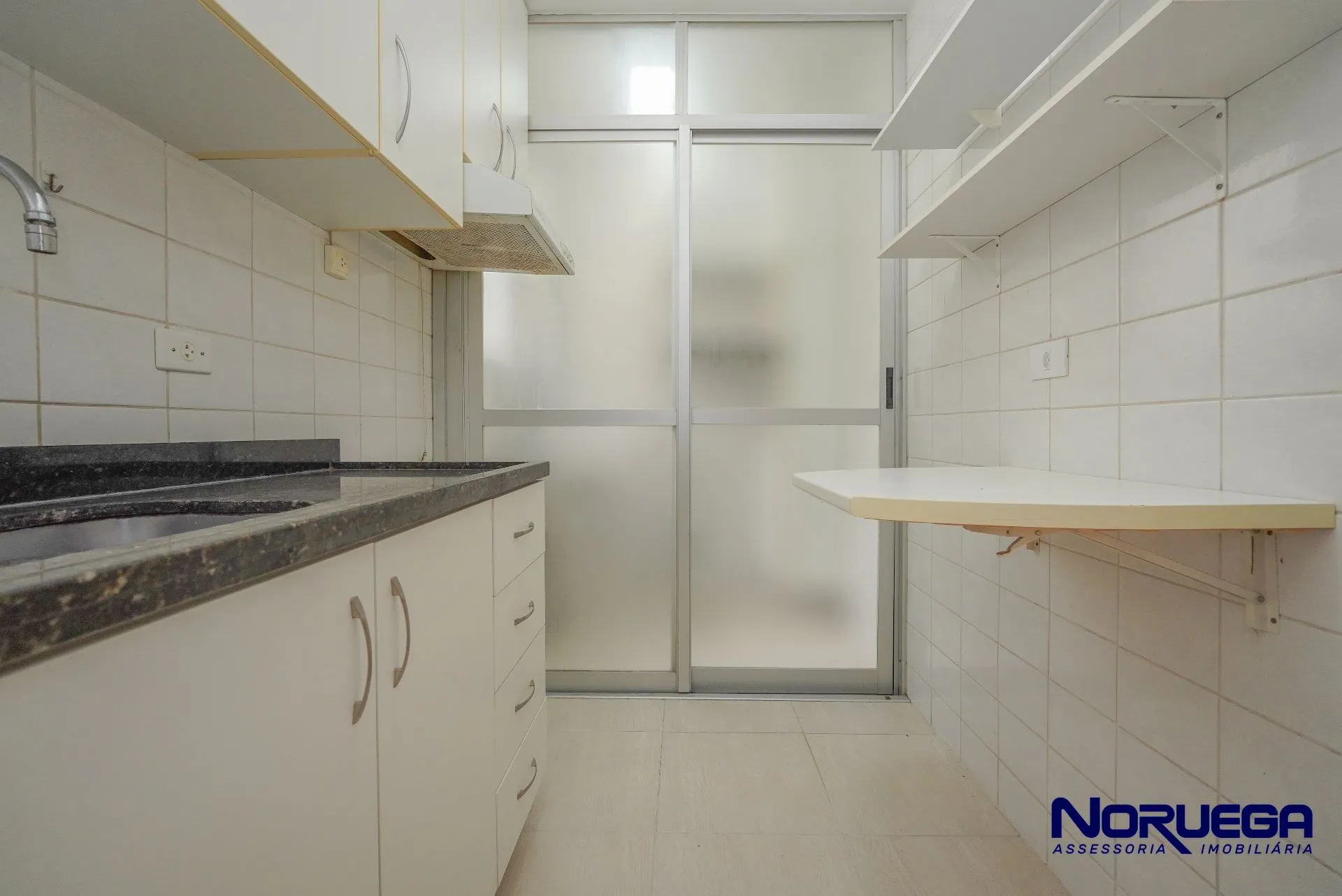 Деревянный пол или ламинат и 2 спальни: квартира 103 м² — photo 5