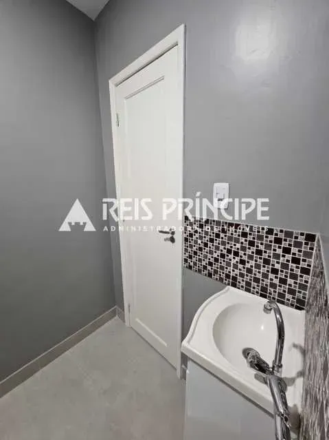 House with 2 bedrooms and 2 bathrooms, gas stove — photo 10
