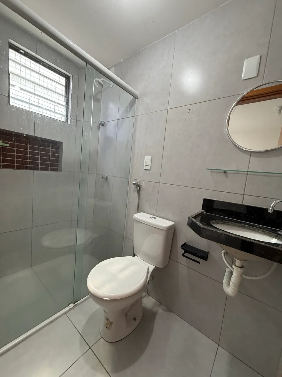 Unfurnished apartment with 2 bedrooms and a balcony — photo 7