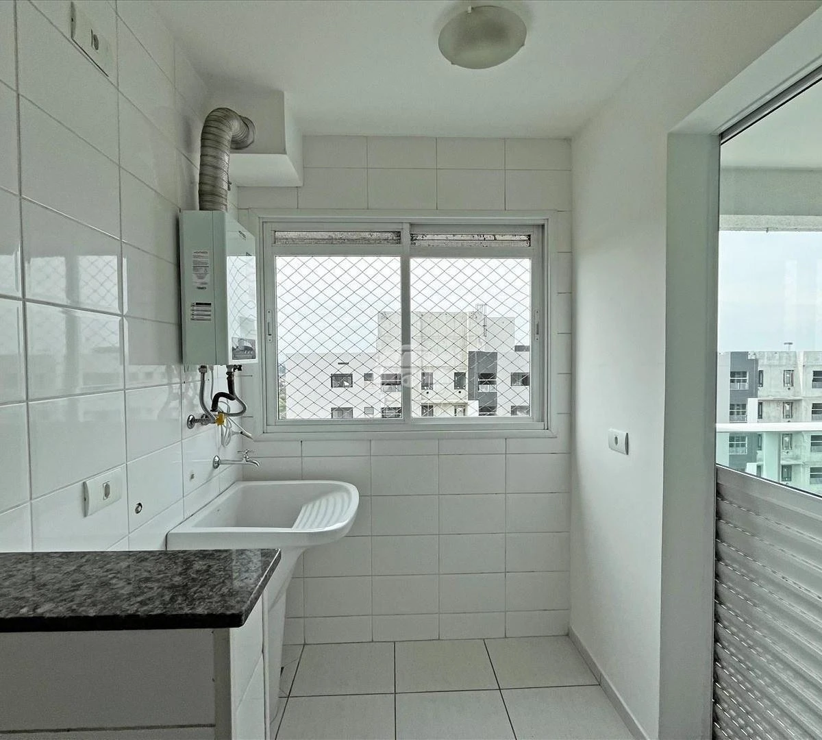 Furnished apartment, 70 m², with a grill on the balcony — photo 3
