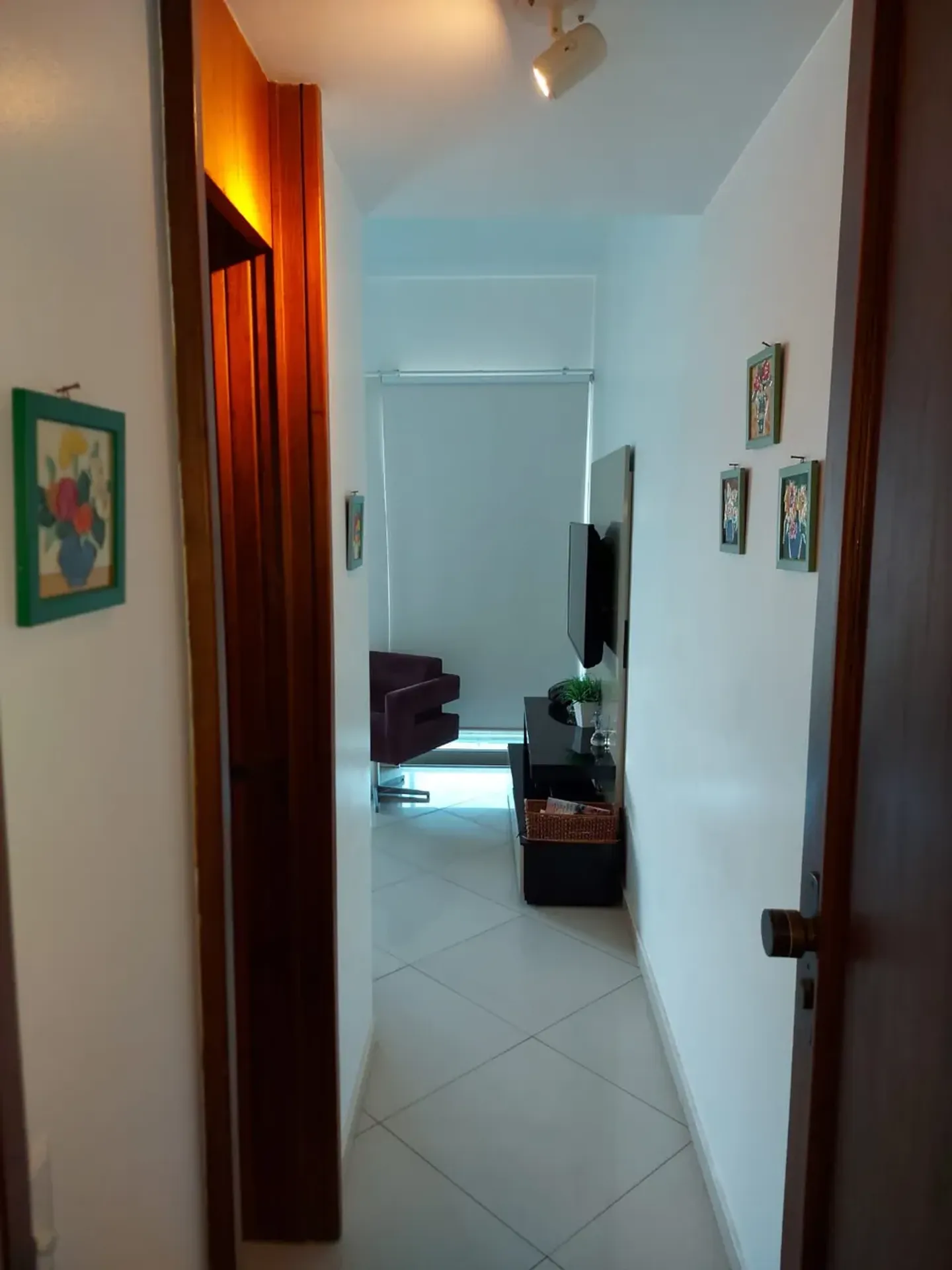 Furnished 2-bedroom apartment with 2 parking spots — photo 3